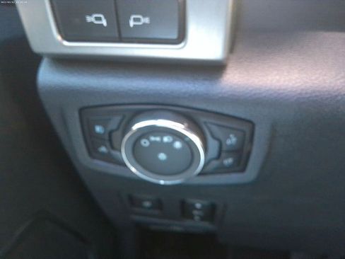 Used 2022 Ford F250 Platinum image 8