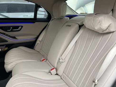 Certified 2023 Mercedes-Benz S 500 4MATIC image 33