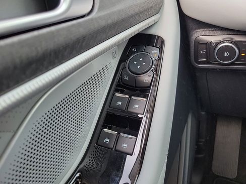 New 2026 Ford Explorer Platinum AWD/4WD image 14