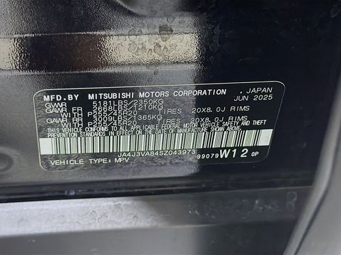 Used 2025 Mitsubishi Outlander SE FWD image 12