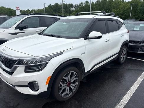 Used 2022 Kia Seltos SX AWD/4WD image 1