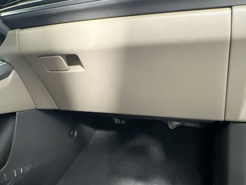 New 2026 Kia Carnival FWD image 37