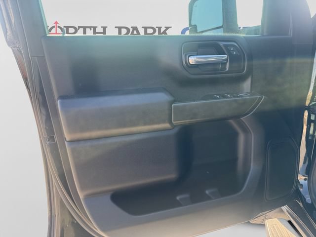 Used 2025 Chevrolet Silverado 2500 Custom w/ Custom Value Package AWD/4WD image 10