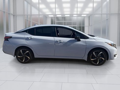 New 2025 Nissan Versa SR w/ Trunk Package image 7