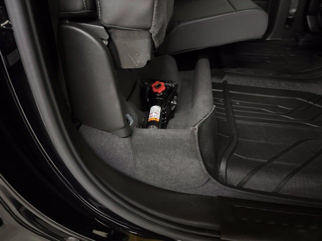 Used 2019 Chevrolet Silverado 1500 LT Trail Boss AWD/4WD image 18