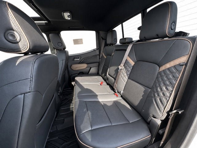 New 2026 GMC Canyon Denali AWD/4WD image 14