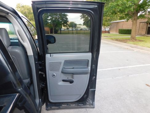 Used 2008 Dodge Ram 1500 Truck SLT image 22
