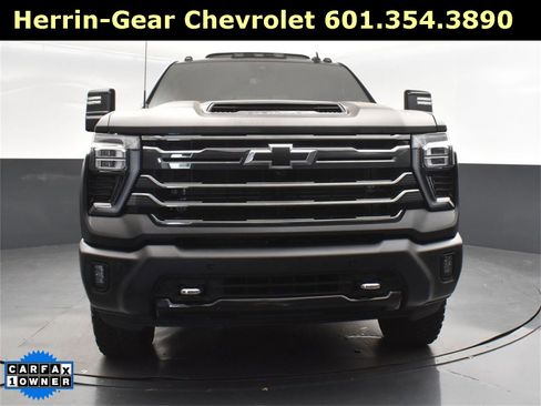 Used 2024 Chevrolet Silverado 2500 High Country w/ High Country Premium Package image 10