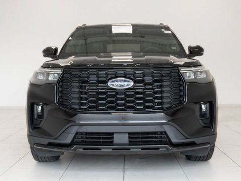 Used 2025 Ford Explorer ST-Line AWD/4WD image 6