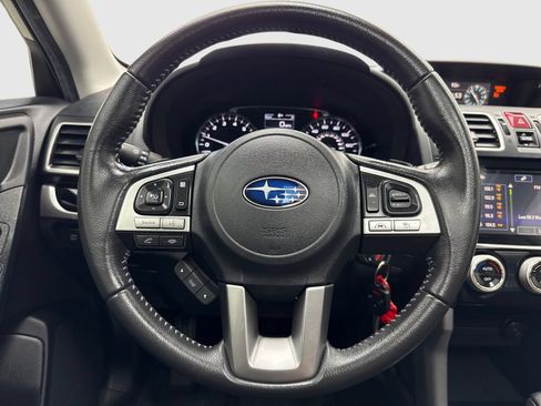 Used 2018 Subaru Forester 2.5i Premium w/ Popular Package #2 AWD/4WD image 19