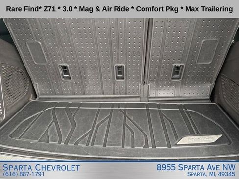 Used 2025 Chevrolet Tahoe Z71 w/ Z71 Off-Road Package AWD/4WD image 12