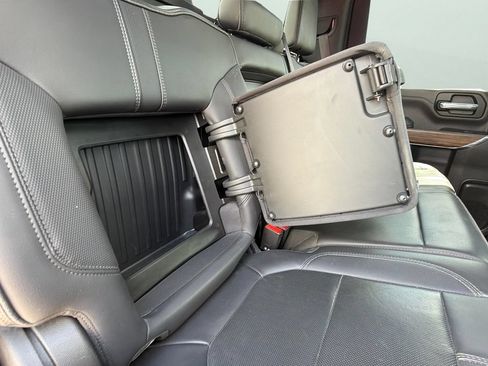 Used 2022 Chevrolet Silverado 2500 High Country w/ LPO, Dark Essentials Package AWD/4WD image 30