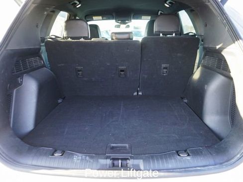 Used 2023 Ford Escape ST-Line image 5