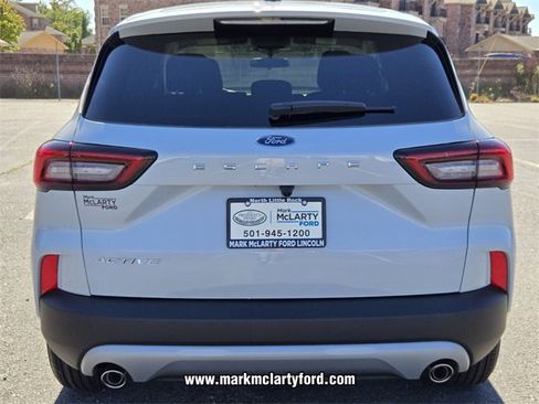 New 2026 Ford Escape Active image 9