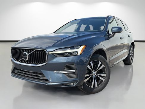Used 2023 Volvo XC60 B5 Core AWD/4WD image 1