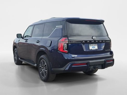 Used 2025 Nissan Armada Platinum image 3