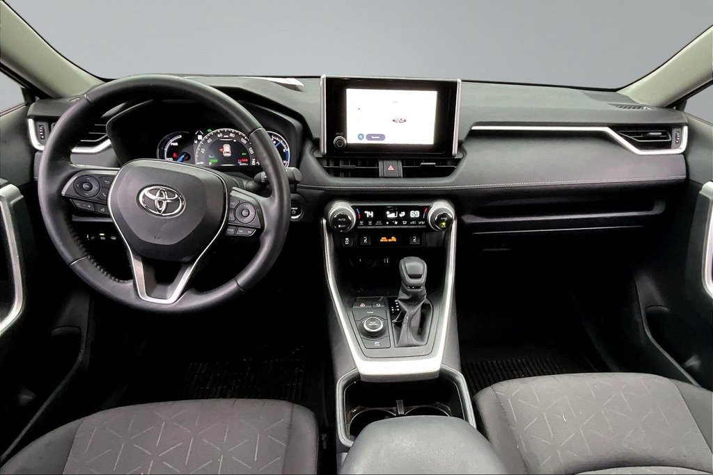 Used 2023 Toyota RAV4 XLE w/ XLE Grade Weather Package AWD/4WD image 7