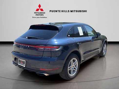 Used 2021 Porsche Macan AWD/4WD image 5
