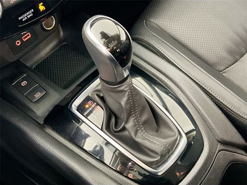 Used 2022 Nissan Rogue Sport SL w/ Premium Package image 15