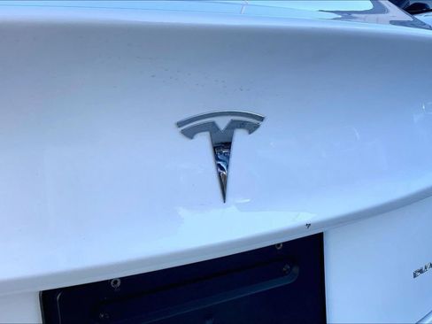 Used 2021 Tesla Model 3 Long Range image 32