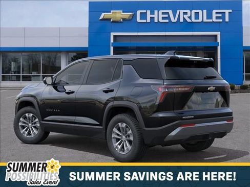 New 2026 Chevrolet Equinox LT w/ Convenience Package II FWD image 3