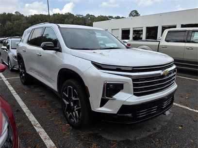 Used 2025 Chevrolet Traverse High Country