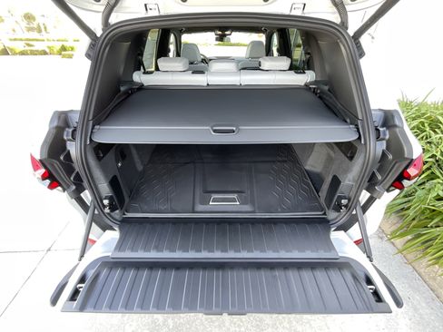 New 2026 BMW X5 sDrive40i w/ Climate Comfort Package image 33