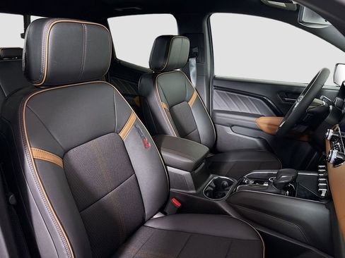 New 2026 GMC Canyon AT4 image 27