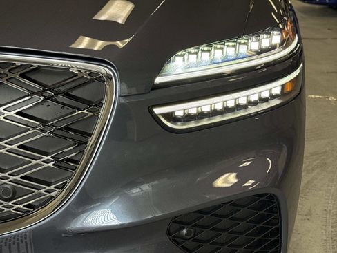 New 2026 Genesis GV70 2.5T Select image 10