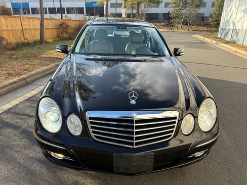 Used 2008 Mercedes-Benz E 350 4MATIC Sedan image 7