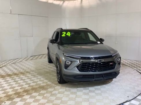 Used 2024 Chevrolet TrailBlazer RS AWD/4WD image 5