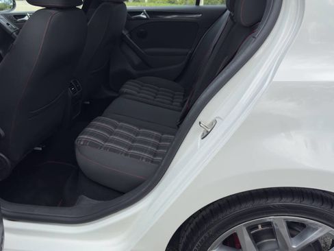 Used 2013 Volkswagen Golf 4-Door image 23