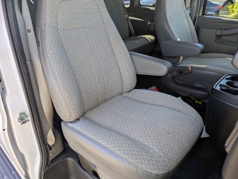 Used 2023 Chevrolet Express 3500 LS image 10