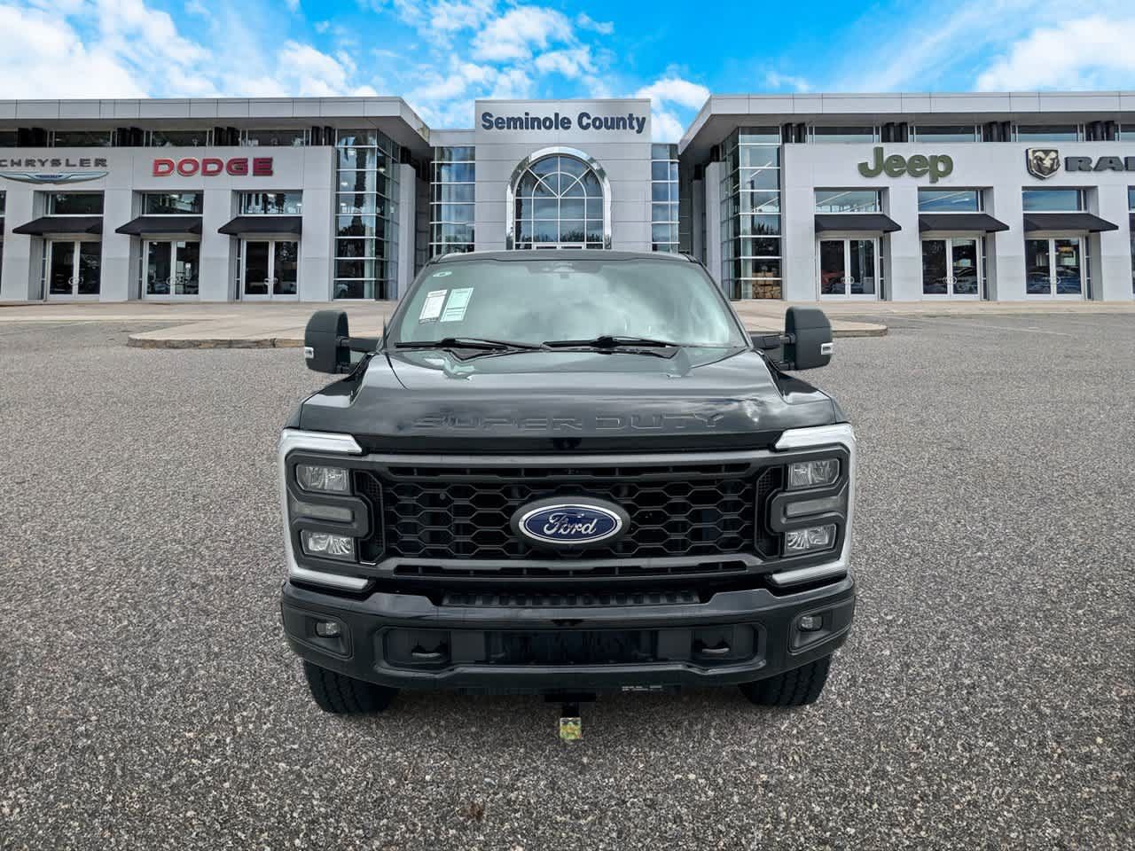 Used 2024 Ford F250 XL w/ STX Appearance Package AWD/4WD image 7