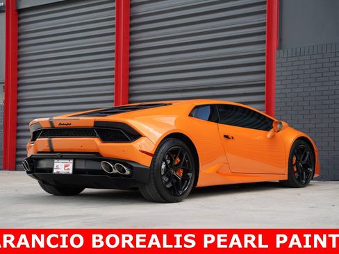 Used 2019 Lamborghini Huracan LP 580-2 image 2