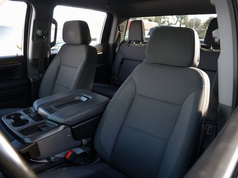 Used 2023 GMC Sierra 1500 Elevation w/ LPO, Elevation Black Package image 9