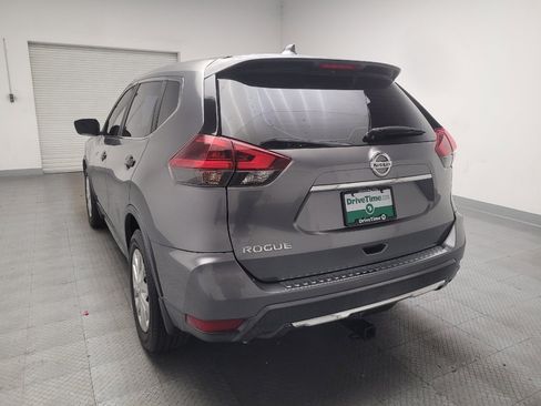 Used 2018 Nissan Rogue S FWD image 6