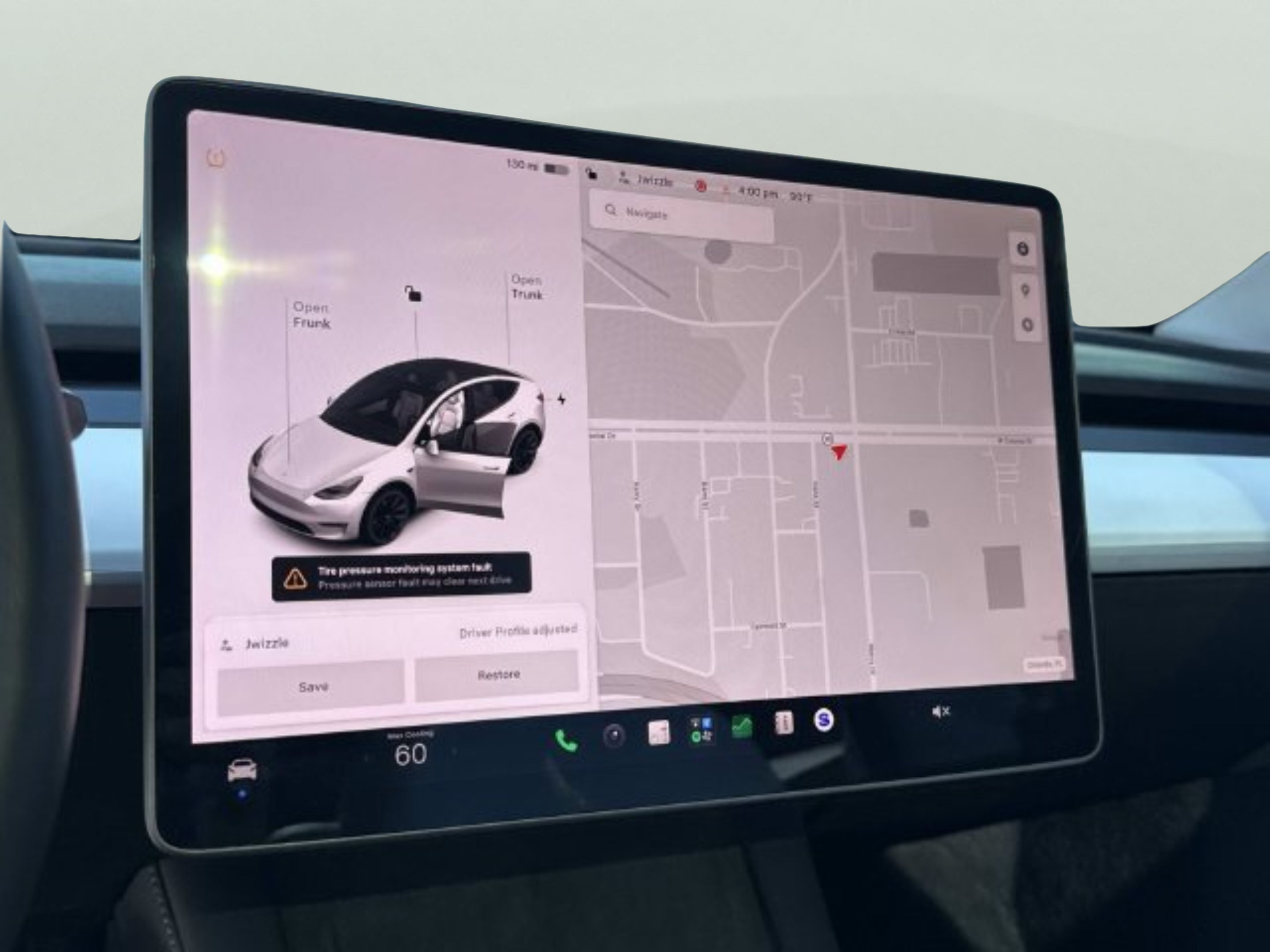 Used 2021 Tesla Model Y Long Range AWD/4WD image 22