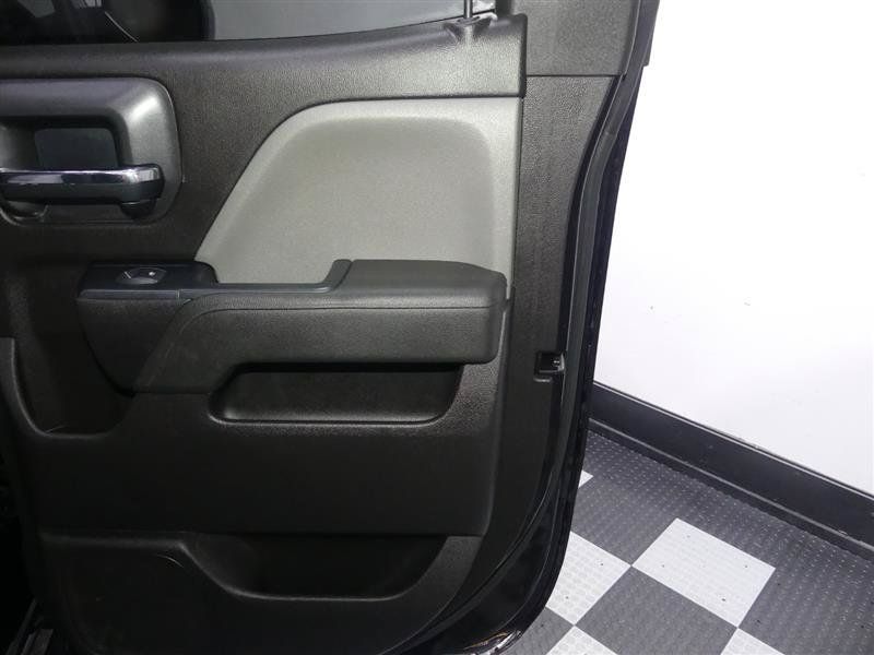 Used 2018 Chevrolet Silverado 1500 W/T w/ Black Out Edition AWD/4WD image 23