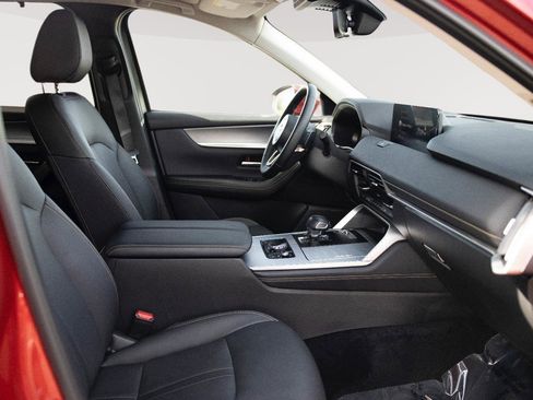 Used 2025 MAZDA CX-90 Plug-In Hybrid w/ Preferred image 17