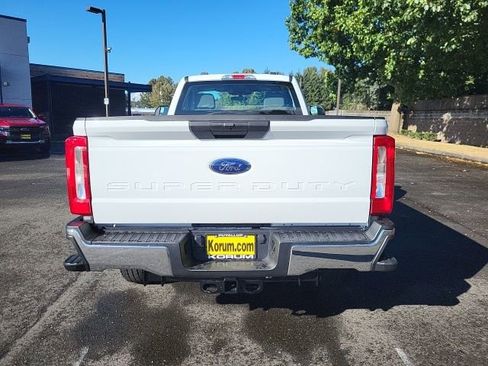 New 2026 Ford F250 XL image 4