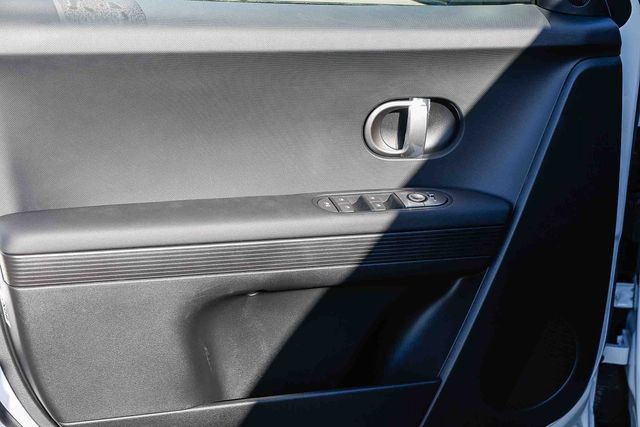 New 2026 Hyundai Ioniq 5 SEL RWD image 24