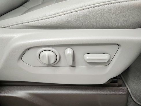 Used 2021 GMC Sierra 1500 SLT w/ SLT Premium Package image 37