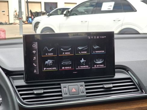 Used 2023 Audi Q5 2.0T Premium w/ Convenience Package AWD/4WD image 15