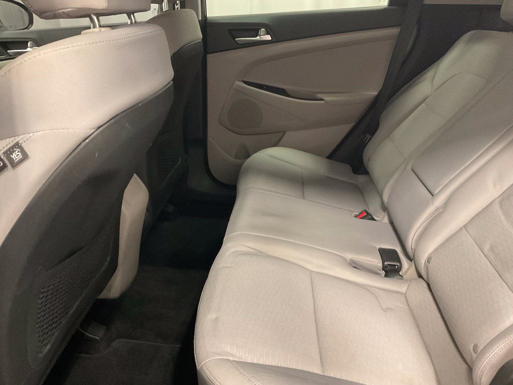 Used 2019 Hyundai Tucson Value AWD/4WD image 28