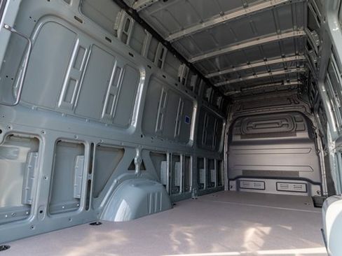 New 2025 Mercedes-Benz Sprinter 2500 image 3