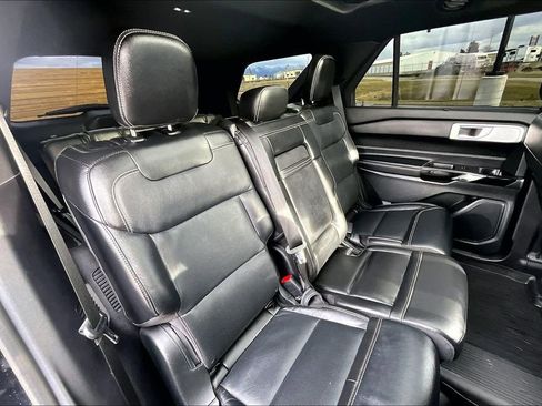 Used 2021 Ford Explorer ST w/ Premium Technology Package image 27