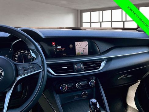 Used 2018 Alfa Romeo Stelvio Ti Sport image 6