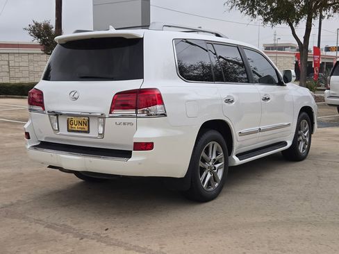 Used 2014 Lexus LX 570 4WD image 7