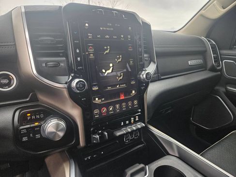Used 2019 RAM 1500 Laramie image 24